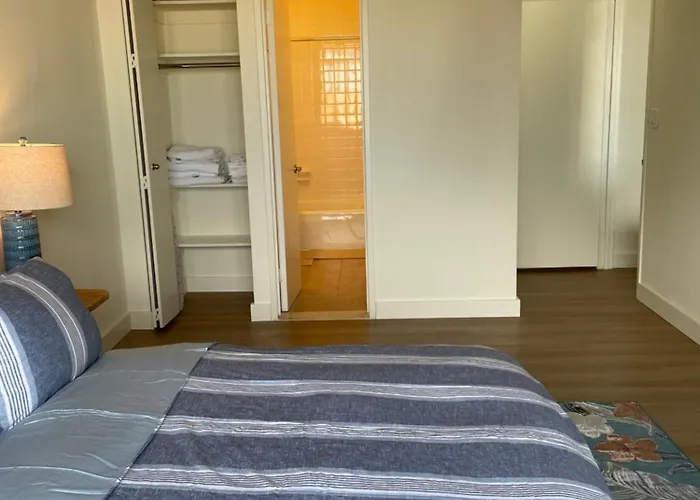 Unique Place In Midtown Nyc